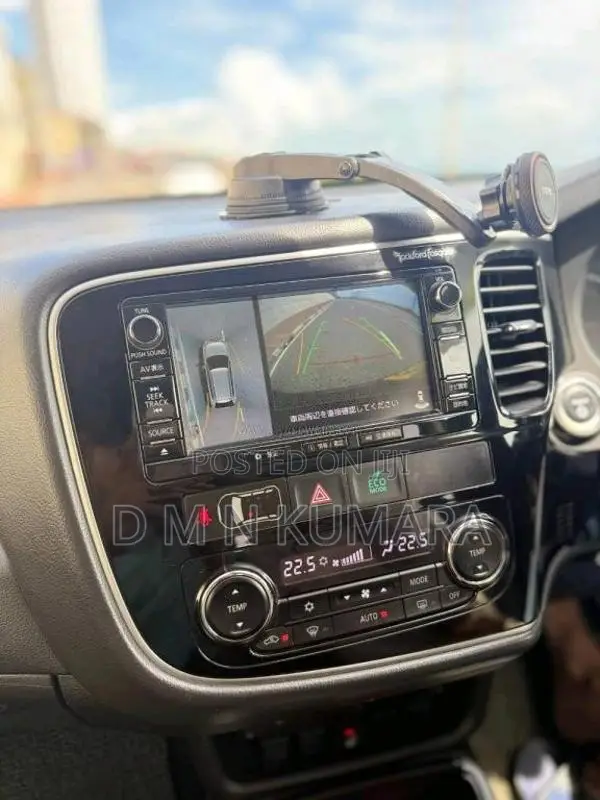 Mitsubishi Jeep 2015 SUV (Used)