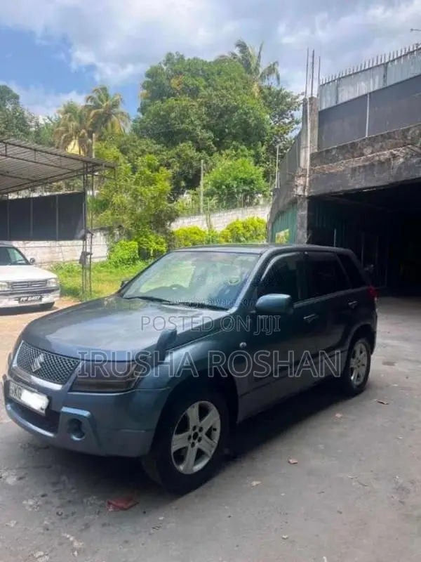 Suzuki Escudo 2005 SUV (Used)