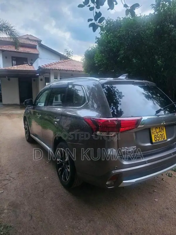 Mitsubishi Jeep 2015 SUV (Used)