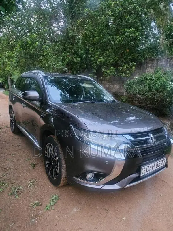 Mitsubishi Jeep 2015 SUV (Used)