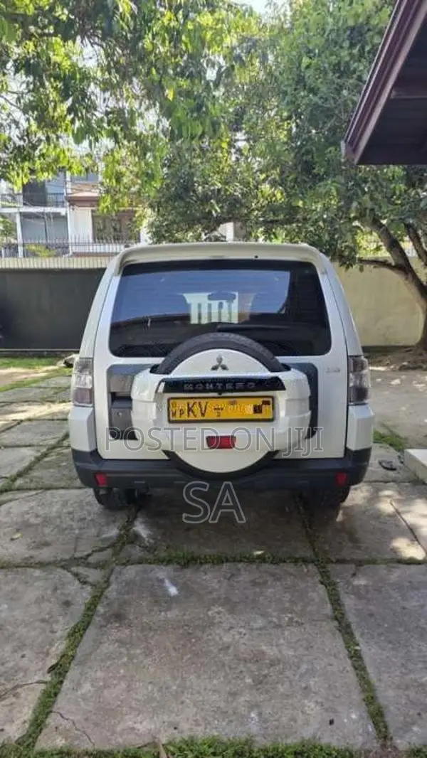 Mitsubishi Montero 2013 SUV (Used)