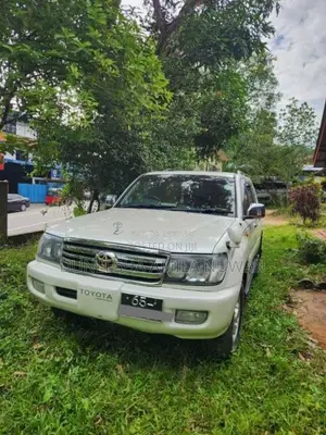 Toyota Land Cruiser Sahara 100 1998 SUV (Used)
