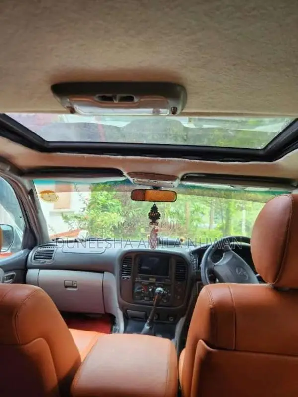 Toyota Land Cruiser Sahara 100 1998 SUV (Used)