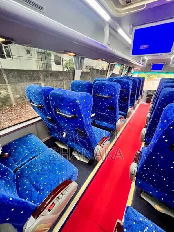Micro Kinglong 2017 Bus (Used)