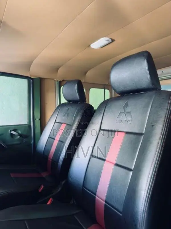 Mitsubishi 4DR5 J20D 1971 SUV (Used)