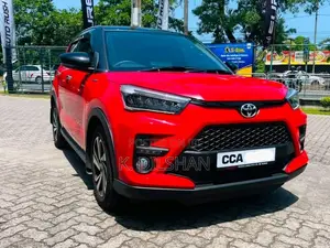 Toyota Raize 2025 SUV (Used)