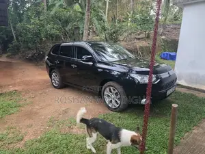 Mitsubishi Outlander 2013 SUV (Used)