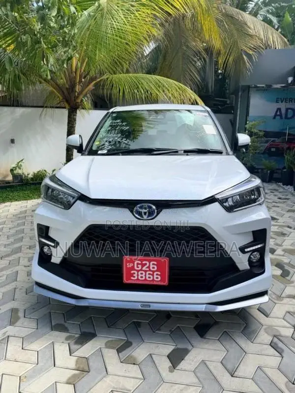 Toyota Raize Z Hybrid 2025 SUV Unregistered (Recondition)