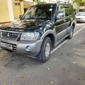 Mitsubishi Montero 2007 SUV (Used)
