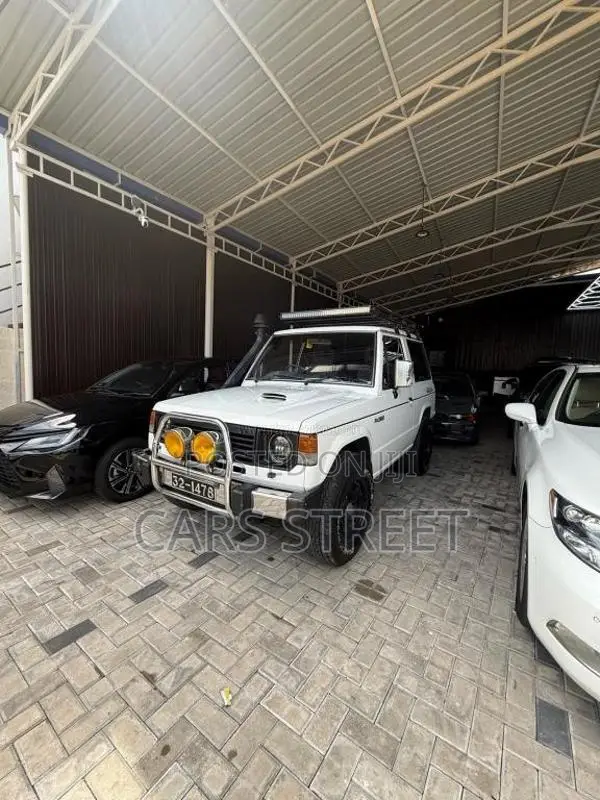 Mitsubishi Pajero 1985 SUV (Used)