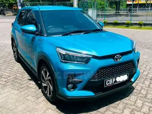 Toyota Raize 2025 SUV (Used)