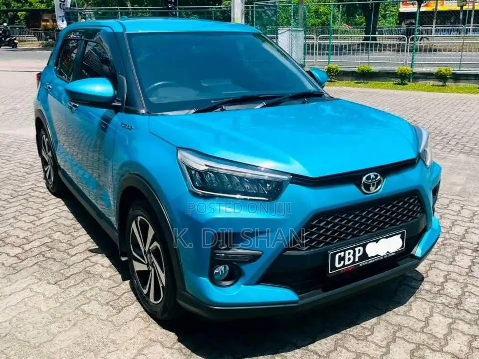 Toyota Raize 2025 SUV (Used)