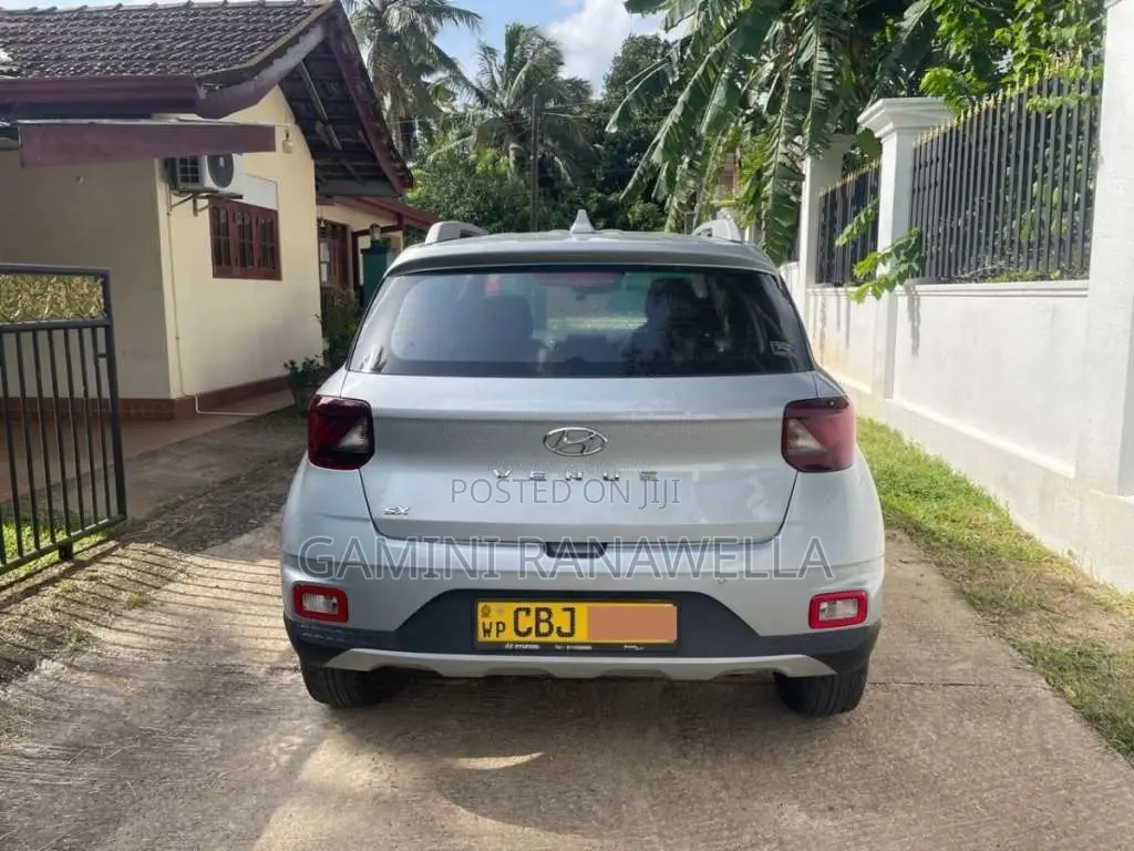 Hyundai Venue Turbo 2019 SUV (Used)