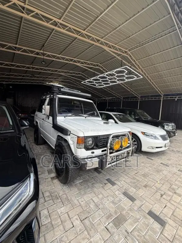 Mitsubishi Pajero 1985 SUV (Used)