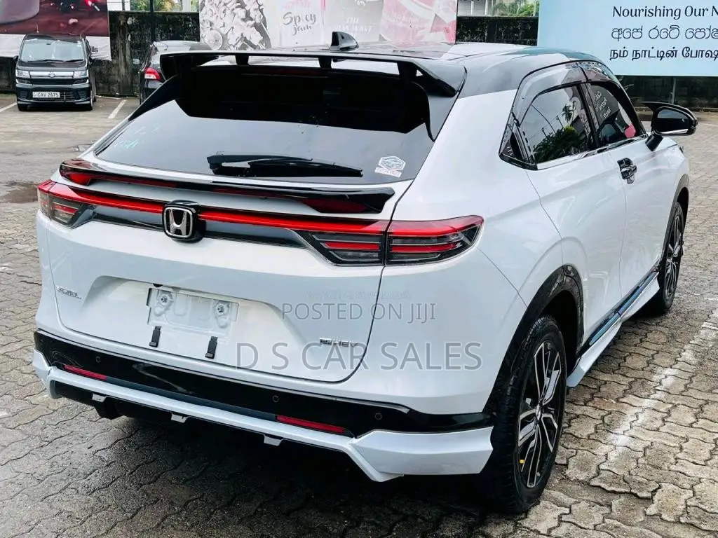 Honda Vezel Z Play Moonroof Body Kit 2026 SUV Brand New
