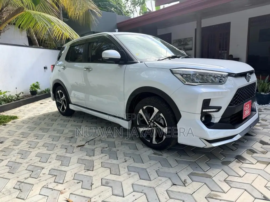 Toyota Raize Z Hybrid 2025 SUV Unregistered (Recondition)