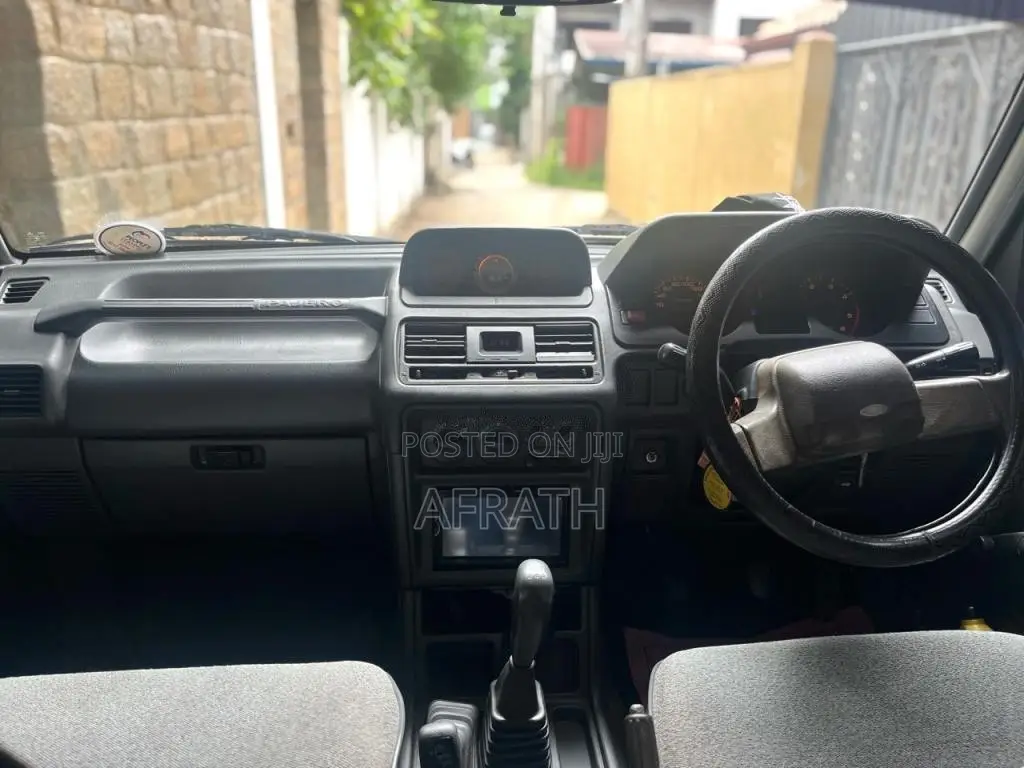 Mitsubishi Pajero 1992 SUV (Used)