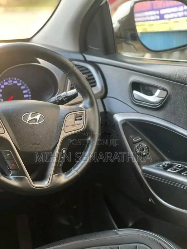 Hyundai Santa Fe 2015 SUV (Used)