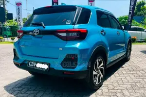 Toyota Raize 2025 SUV (Used)