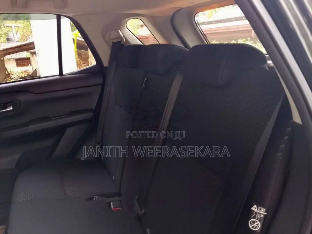 Toyota Raize 2023 SUV (Used)