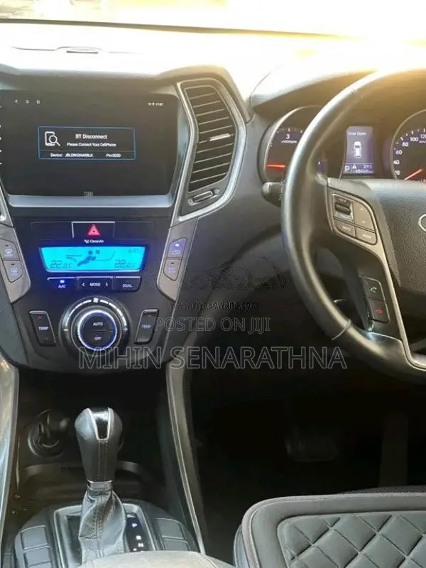 Hyundai Santa Fe 2015 SUV (Used)