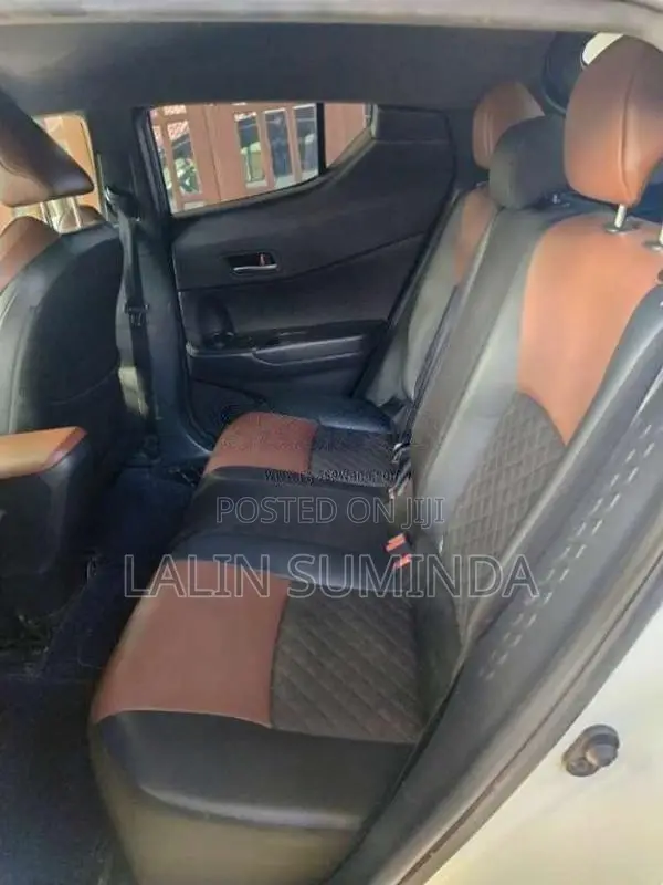 Toyota CHR 2019 SUV (Used)