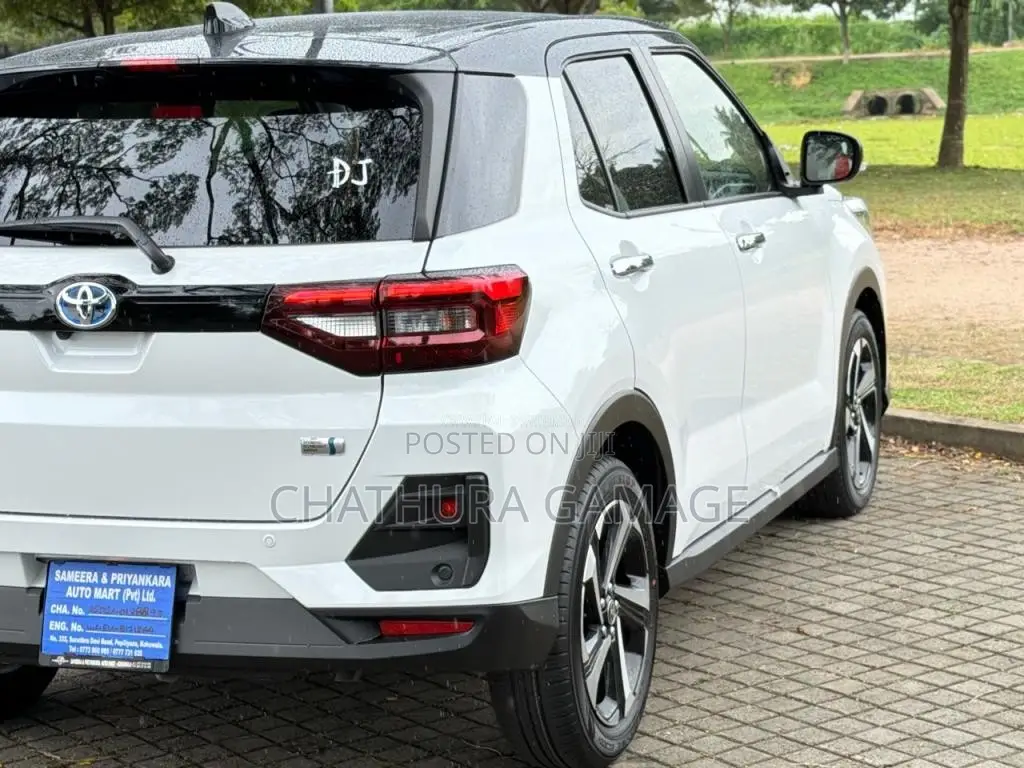 Toyota RAIZE Z HYBRID 2025 SUV Unregistered (Recondition)