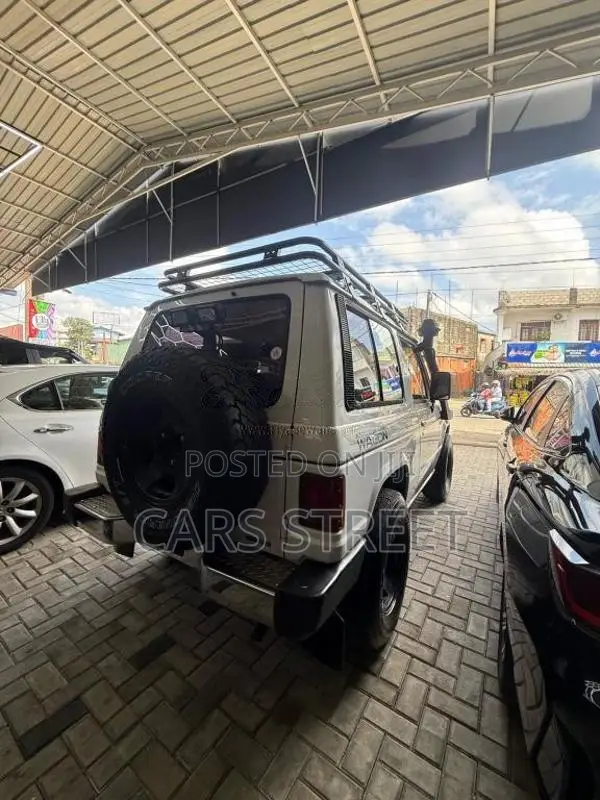 Mitsubishi Pajero 1985 SUV (Used)