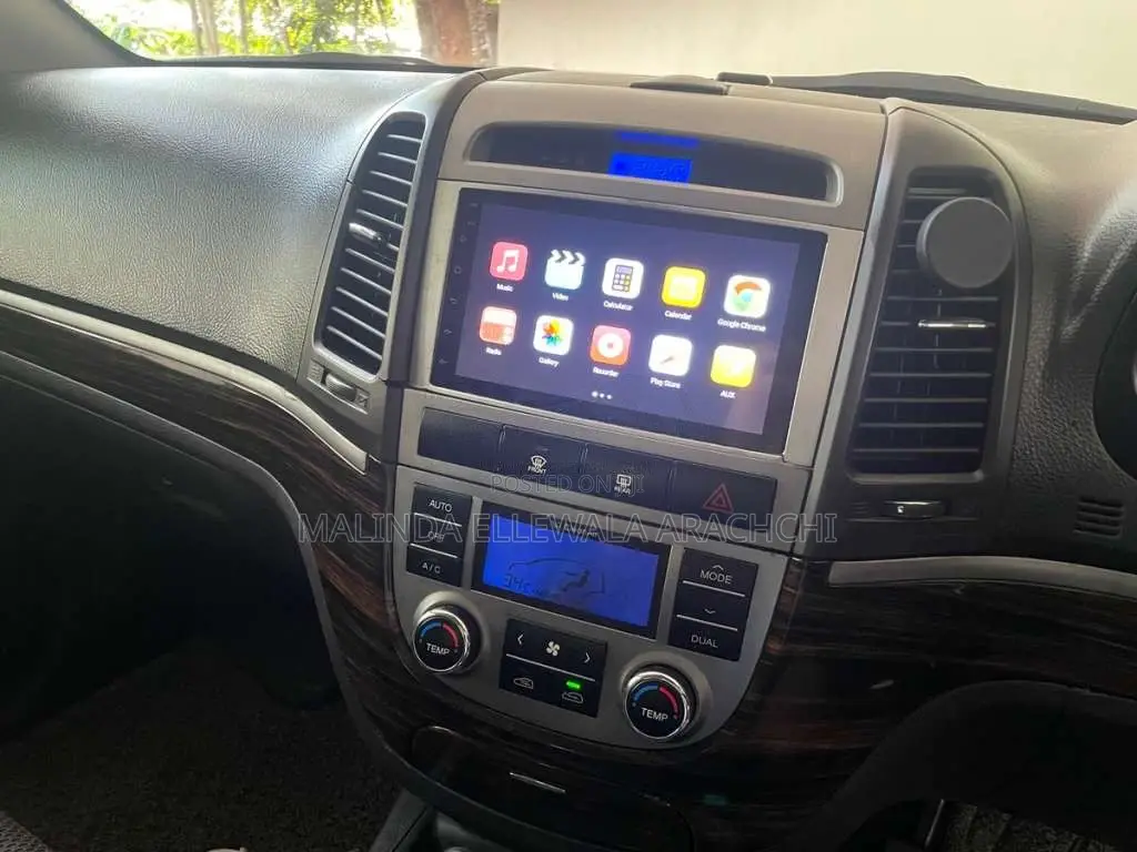Hyundai Santa Fe 2010 SUV (Used)