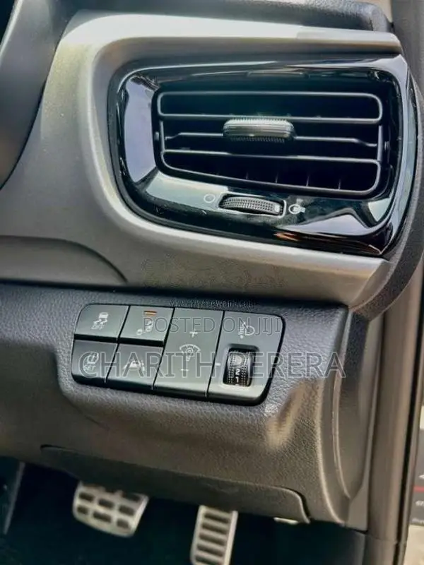 Kia Stonic 2019 SUV (Used)