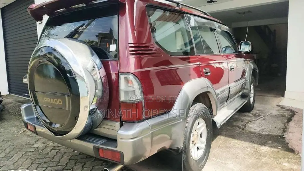 Toyota Land Cruiser 1998 SUV (Used)
