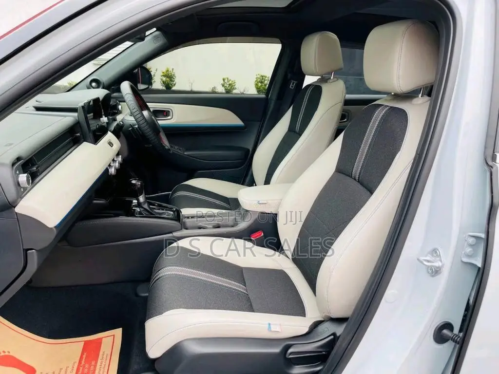Honda Vezel Z Play Moonroof Body Kit 2026 SUV Brand New