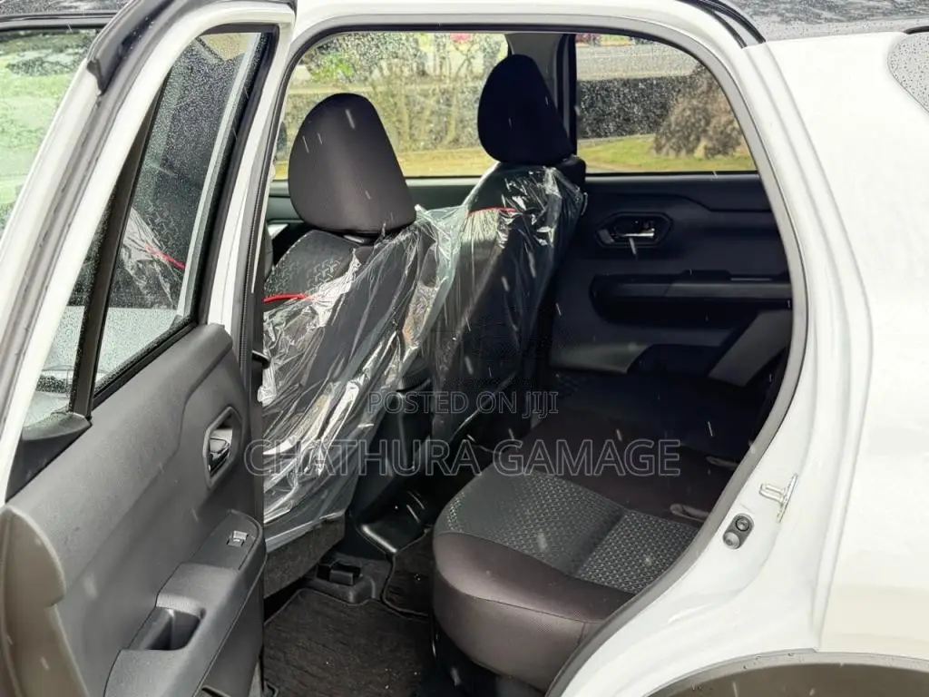 Toyota RAIZE Z HYBRID 2025 SUV Unregistered (Recondition)