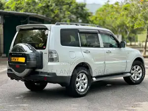 Mitsubishi Montero 2013 SUV (Used)