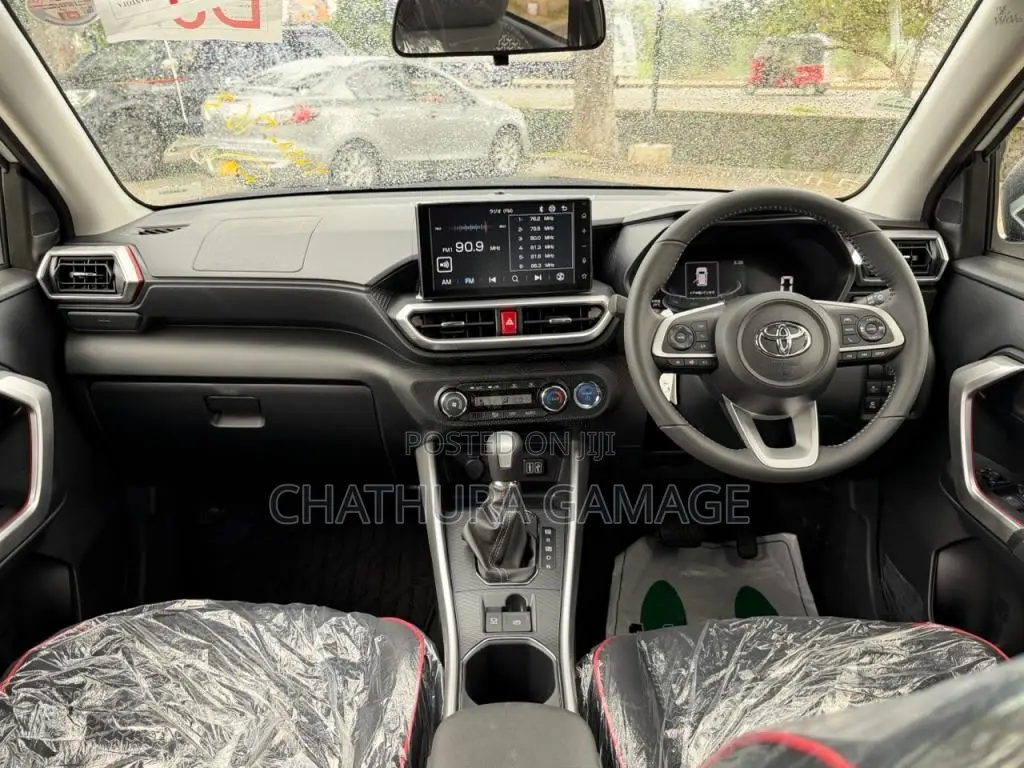 Toyota RAIZE Z HYBRID 2025 SUV Unregistered (Recondition)