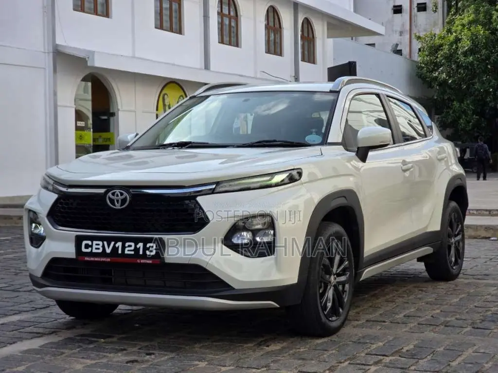 Toyota Taisor 2025 SUV (Used)