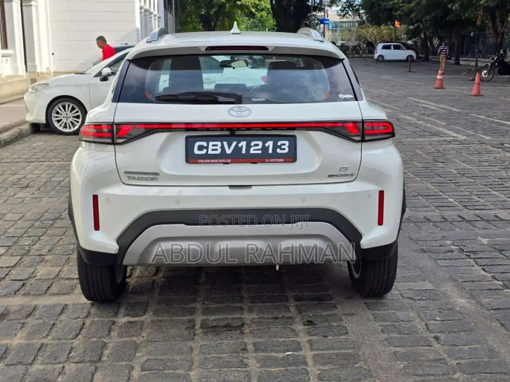 Toyota Taisor 2025 SUV (Used)
