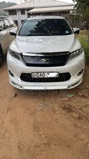 Toyota Harrier 2014 SUV (Used)
