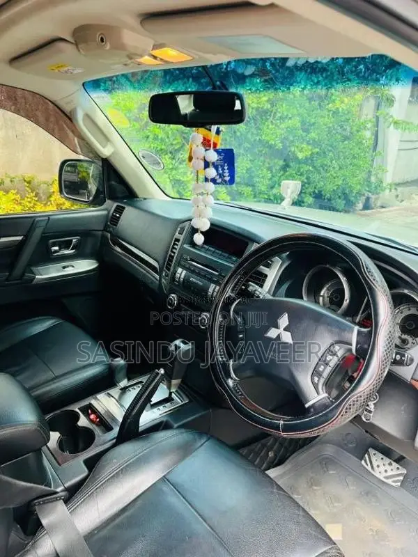 Mitsubishi Montero 2015 SUV (Used)