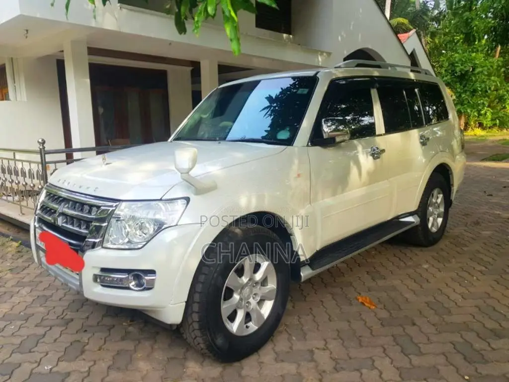 Mitsubishi Montero 2013 SUV (Used)