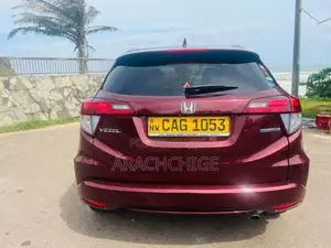 Honda Vezel 2015 SUV (Used)