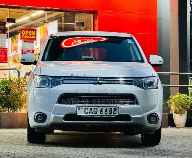 Mitsubishi Outlander 2015 SUV (Used)