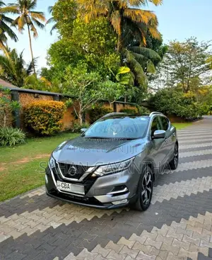 Nissan Qashqai 2018 SUV (Used)