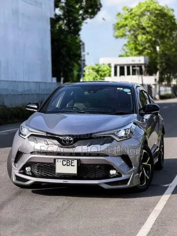 Toyota CHR NGX10 2018 SUV (Used)