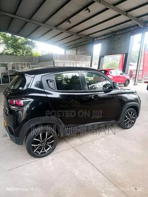 Mahindra KUV 100 2022 SUV (Used)