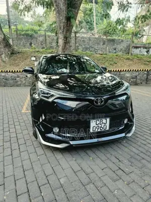 Toyota CHR 2019 SUV (Used)