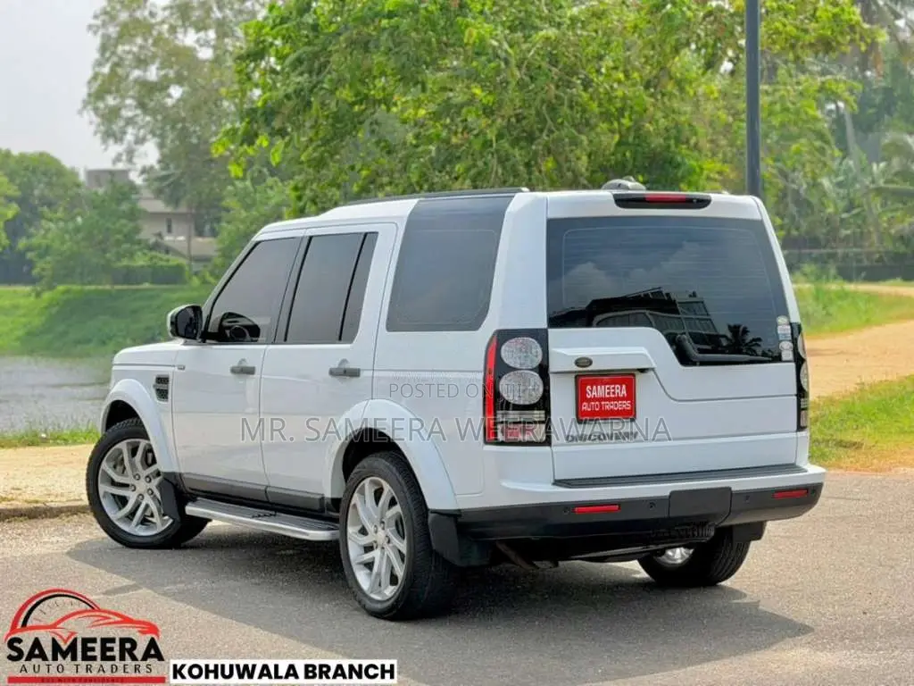 Land-Rover Discovery 4 2014 SUV (Used)