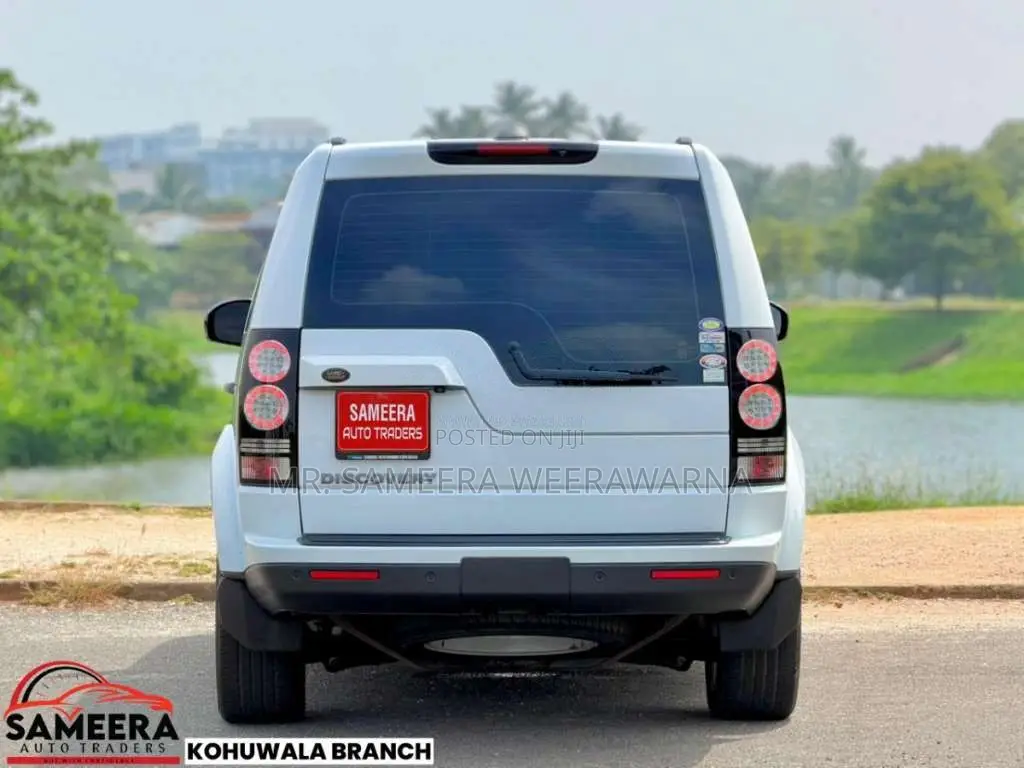 Land-Rover Discovery 4 2014 SUV (Used)