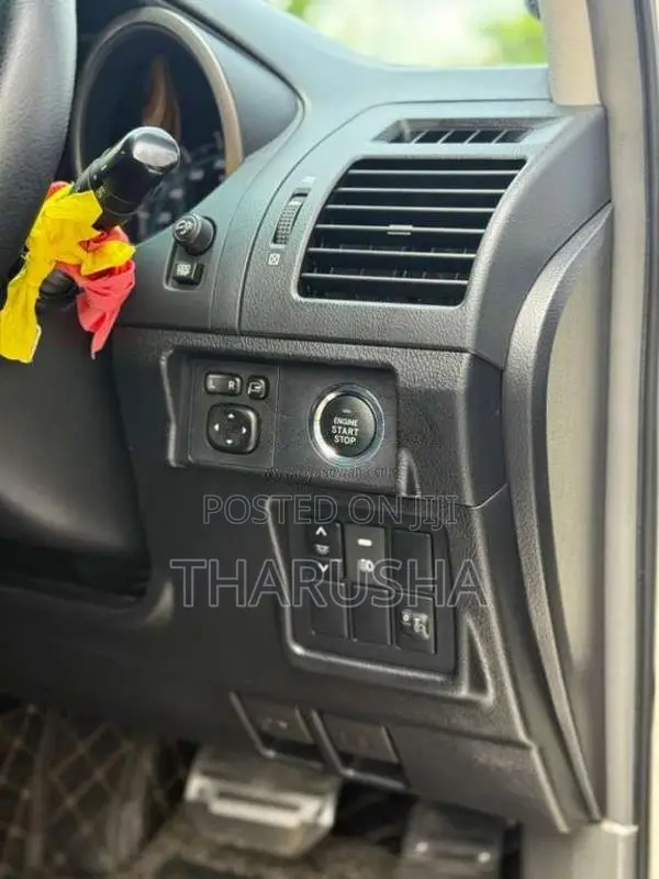 Toyota Prado 2010 SUV (Used)