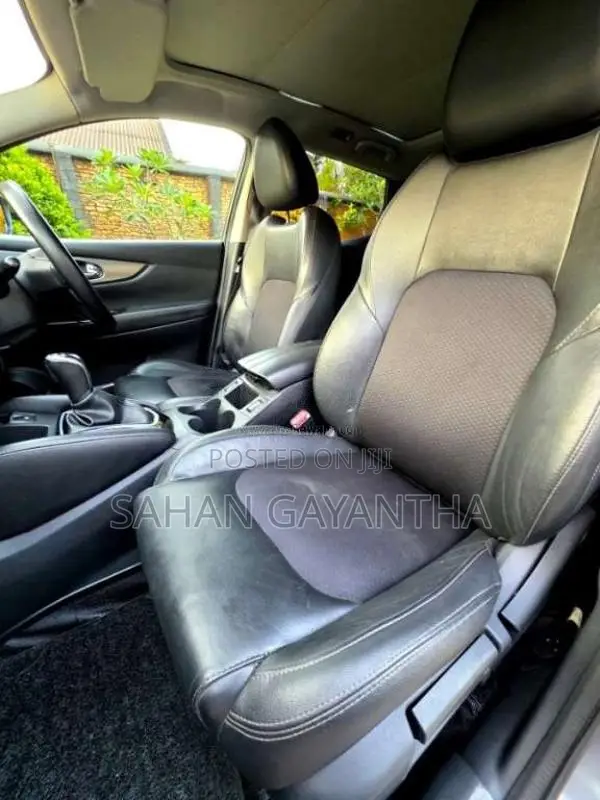 Nissan Qashqai 2018 SUV (Used)